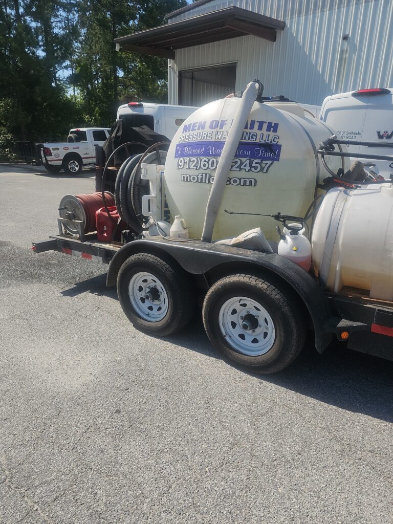 Sidewalk Washing Pros in Savannah, GA | Men of Faith